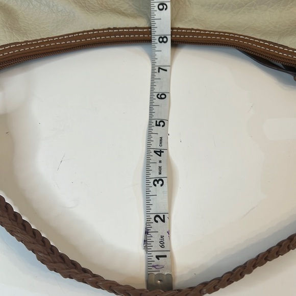 CL BEIGE AND BROWN LEATHER HAND BAG - Picture 16 of 16